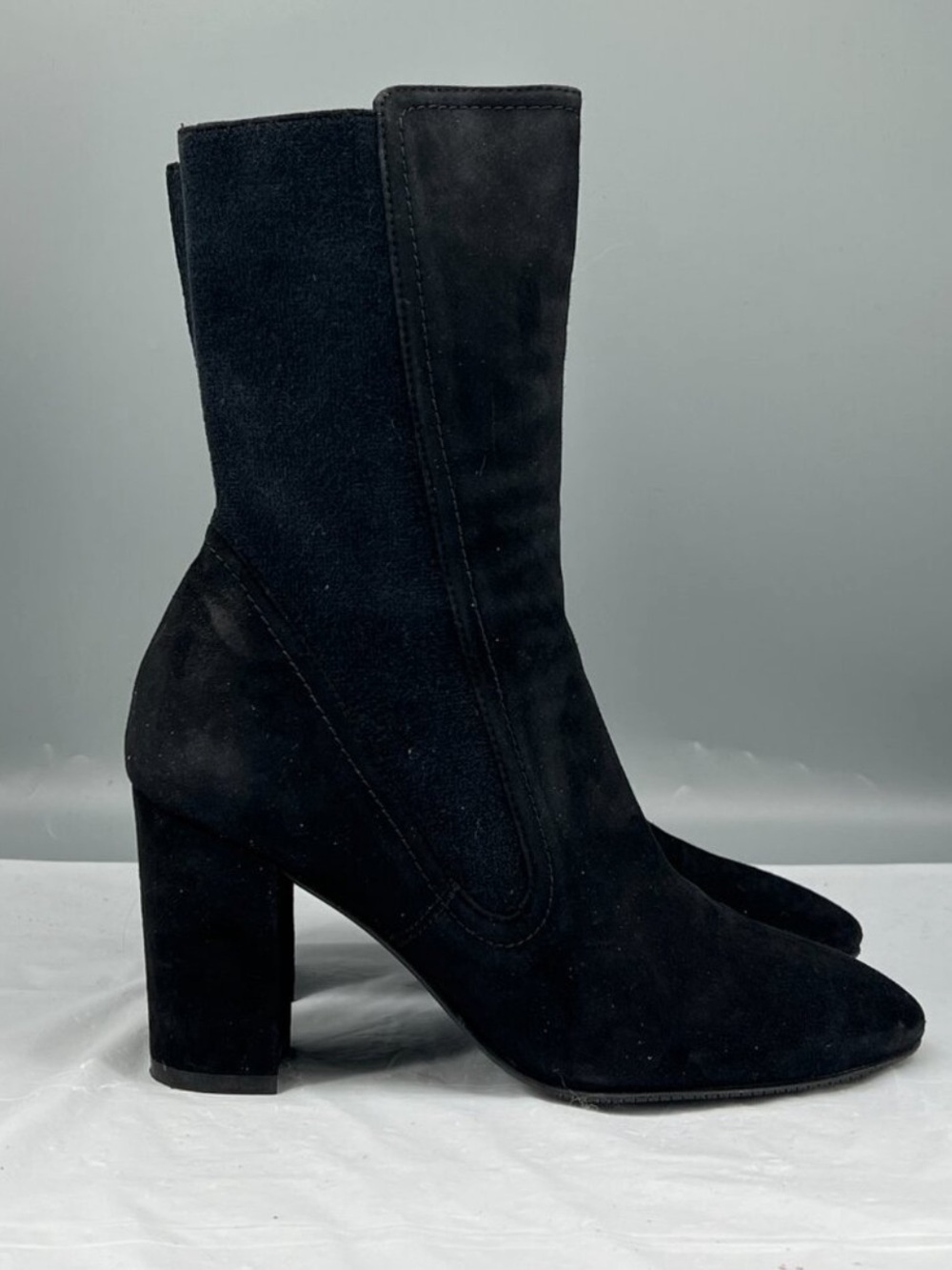 Stuart Weizmann Black Suede Block Heel Ankle Boots size 7